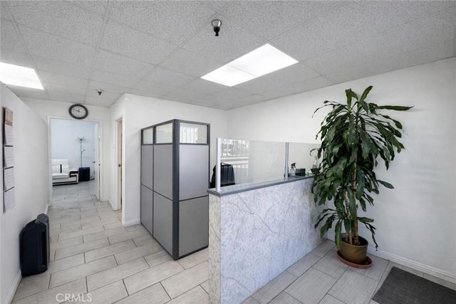 11940 Goldring Rd B, Arcadia, CA 91006