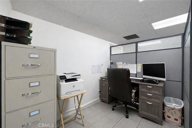 11940 Goldring Rd B, Arcadia, CA 91006