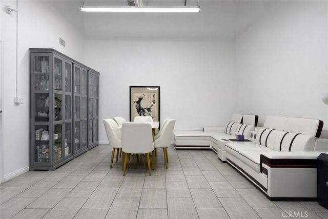 11940 Goldring Rd B, Arcadia, CA 91006