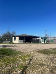 13920 Reeveston Road, Houston, TX 77039