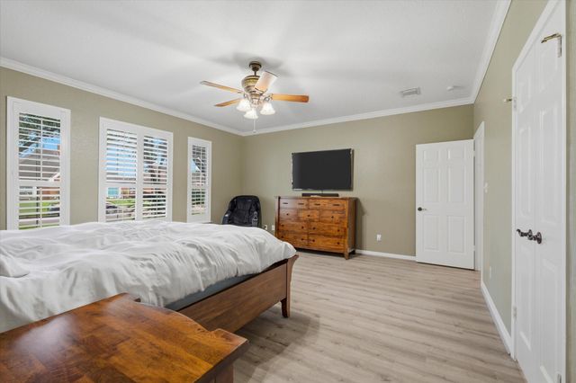 4704 Broadmoor Drive, League City, TX 77573