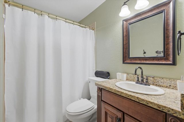 4704 Broadmoor Drive, League City, TX 77573