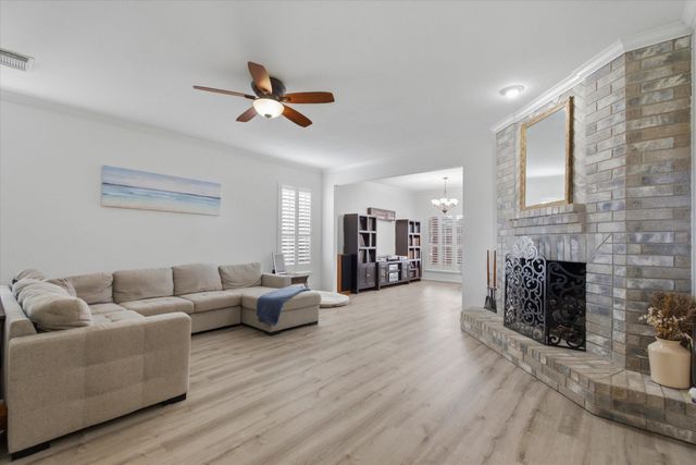 4704 Broadmoor Drive, League City, TX 77573