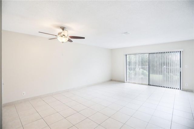 4163 NW 114th Avenue, Coral Springs, FL 33065