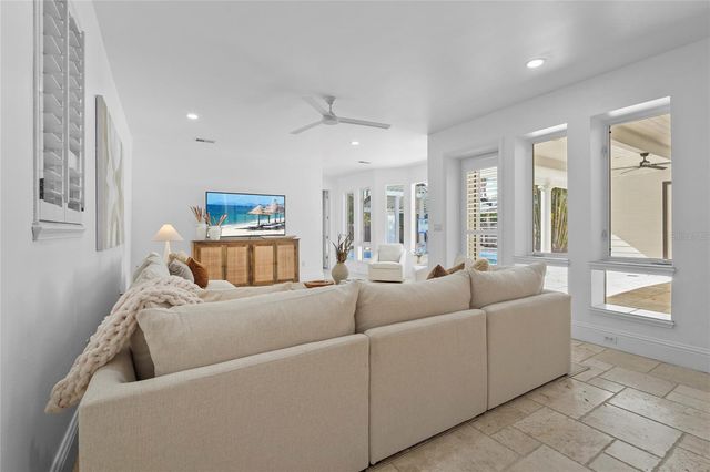 1826 BOYCE STREET, Sarasota, FL 34239