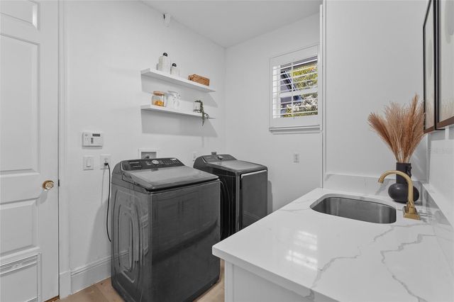 1826 BOYCE STREET, Sarasota, FL 34239