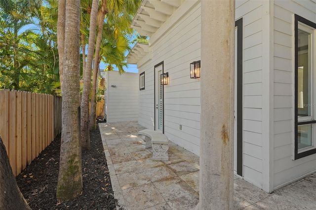 1826 BOYCE STREET, Sarasota, FL 34239