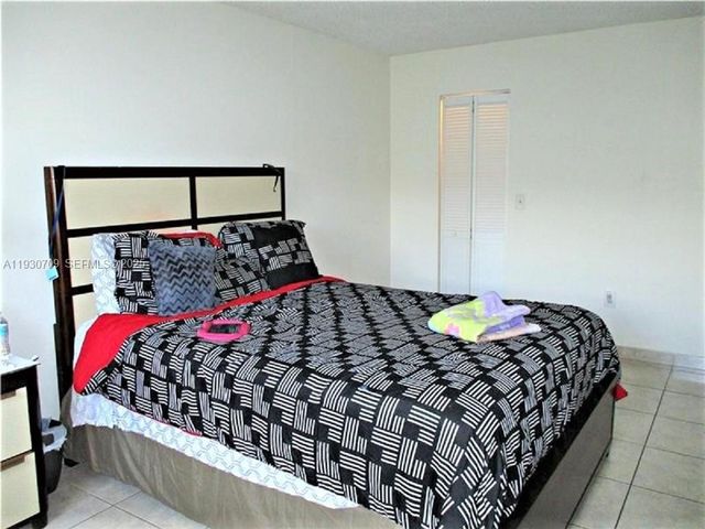 2451 NW 41st Avenue 302, Lauderhill, FL 33313
