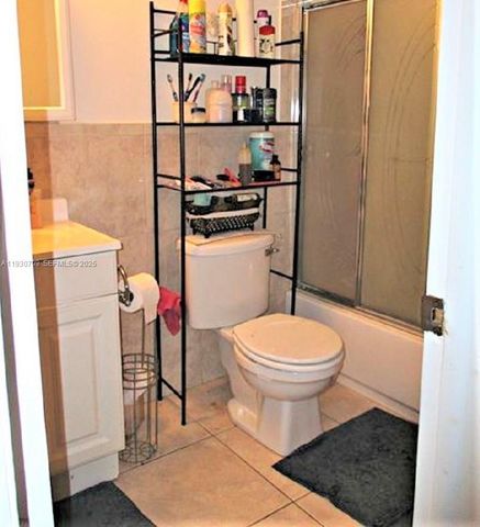 2451 NW 41st Avenue 302, Lauderhill, FL 33313