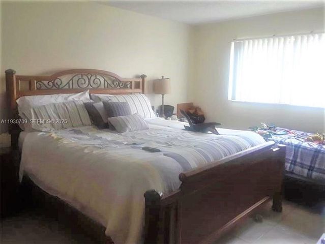 2451 NW 41st Avenue 302, Lauderhill, FL 33313
