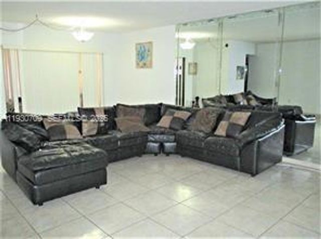 2451 NW 41st Avenue 302, Lauderhill, FL 33313