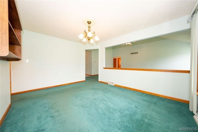 55 Ashley Drive, West Seneca, NY 14224