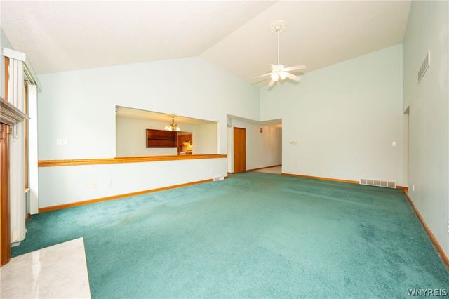 55 Ashley Drive, West Seneca, NY 14224