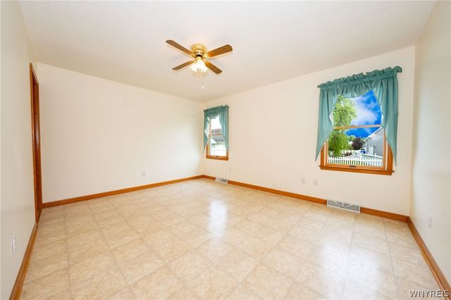 55 Ashley Drive, West Seneca, NY 14224