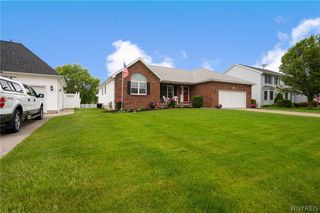 55 Ashley Drive, West Seneca, NY 14224