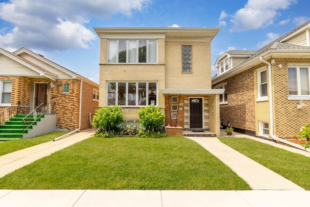 5328 S Latrobe Avenue 1, Chicago, IL 60638