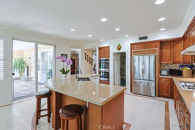 23005 Stoneridge, Mission Viejo, CA 92692