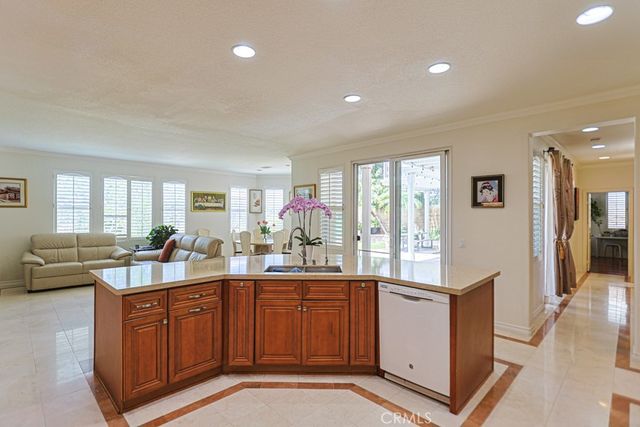 23005 Stoneridge, Mission Viejo, CA 92692