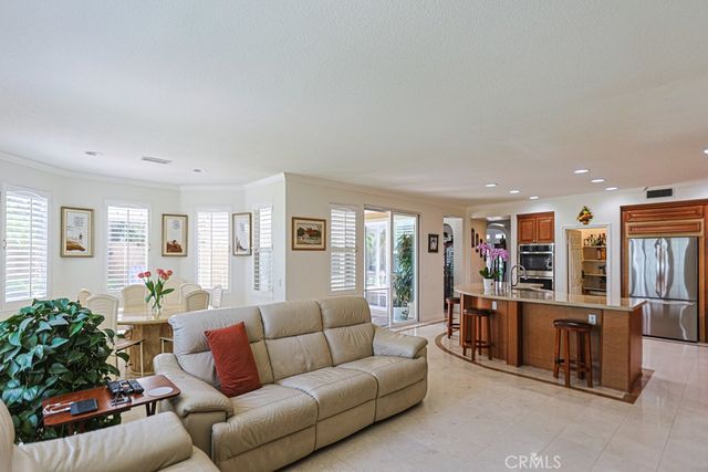 23005 Stoneridge, Mission Viejo, CA 92692