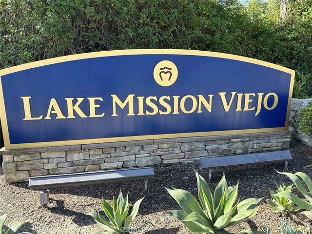 23005 Stoneridge, Mission Viejo, CA 92692