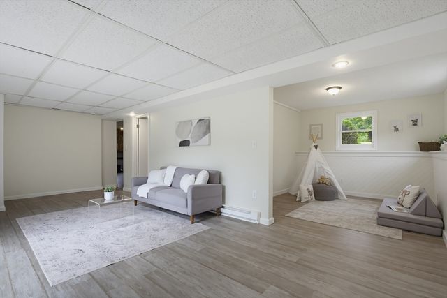 290 Bemis Rd, Warren, MA 01585