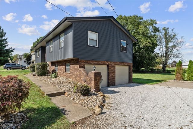 1031 Karla Drive, Clinton, OH 44216