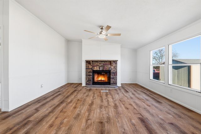 237 Quarterhorse Road, Waxahachie, TX 75165