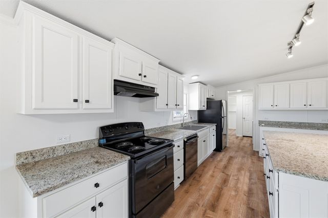 237 Quarterhorse Road, Waxahachie, TX 75165