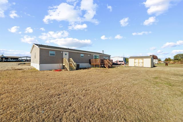 237 Quarterhorse Road, Waxahachie, TX 75165