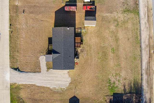 237 Quarterhorse Road, Waxahachie, TX 75165