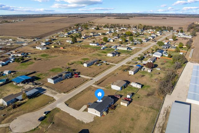 237 Quarterhorse Road, Waxahachie, TX 75165