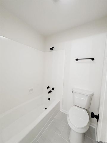 14189 Troy Duplessis Rd, Gonzales, LA 70737