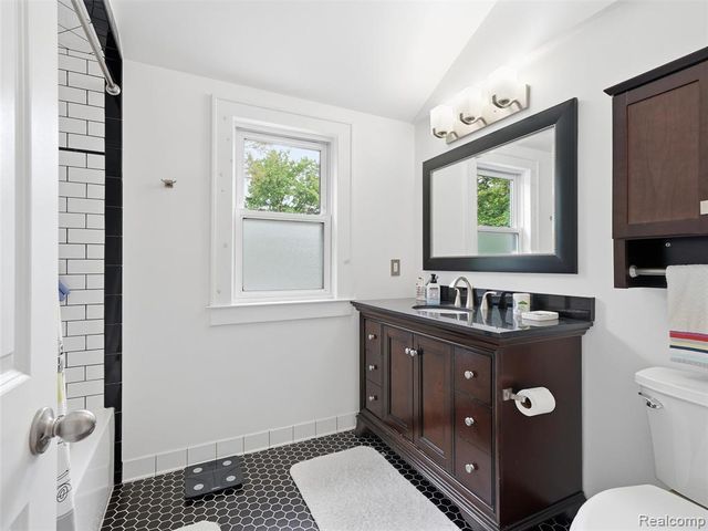 1178 Withington Street, Ferndale, MI 48220