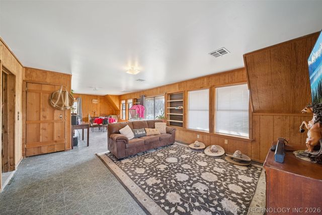 52469 W Highway 16 Highway, Drumright, OK 74030