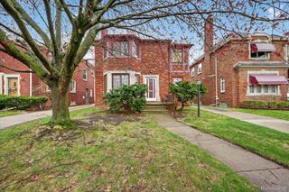 19921 Warrington Drive, Detroit, MI 48221
