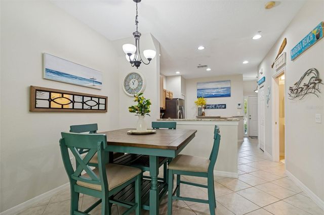 11133 KAPOK GRAND CIRCLE, Madeira Beach, FL 33708