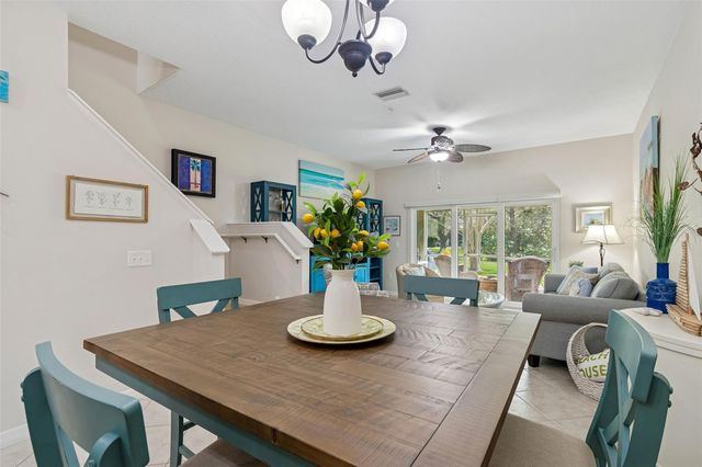 11133 KAPOK GRAND CIRCLE, Madeira Beach, FL 33708