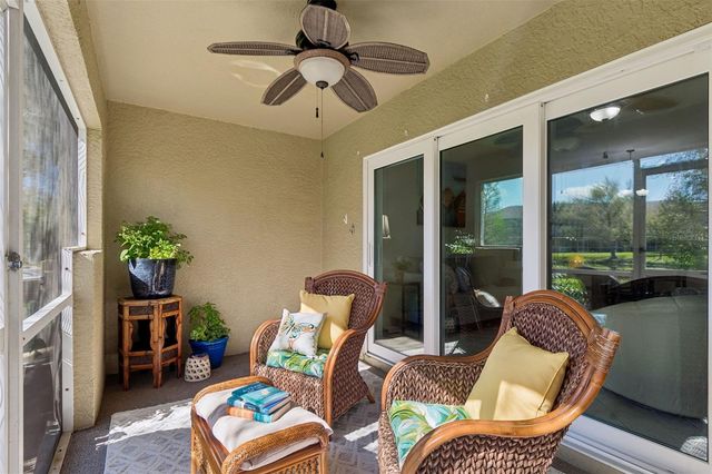 11133 KAPOK GRAND CIRCLE, Madeira Beach, FL 33708