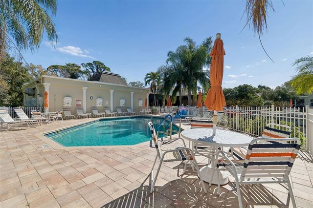 11133 KAPOK GRAND CIRCLE, Madeira Beach, FL 33708