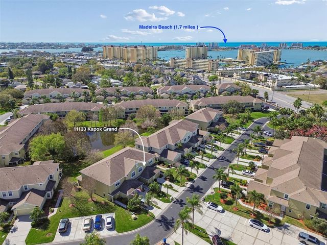11133 KAPOK GRAND CIRCLE, Madeira Beach, FL 33708