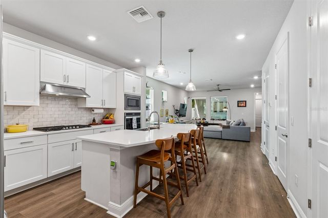213 S ALBANY AVENUE 2, Tampa, FL 33606