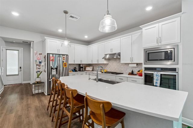 213 S ALBANY AVENUE 2, Tampa, FL 33606
