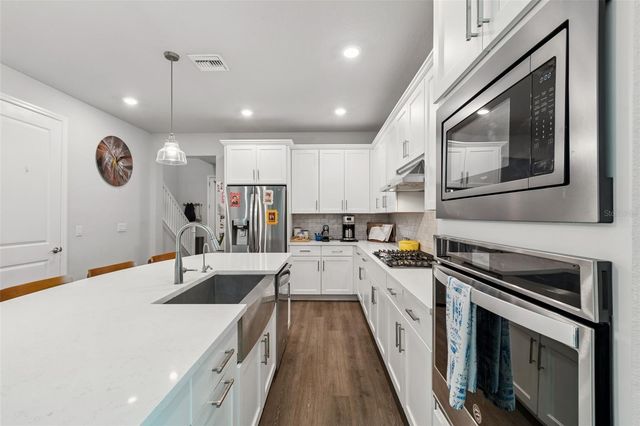 213 S ALBANY AVENUE 2, Tampa, FL 33606