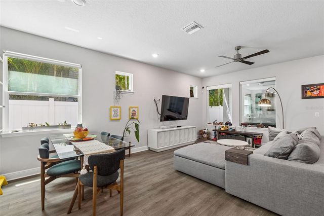 213 S ALBANY AVENUE 2, Tampa, FL 33606