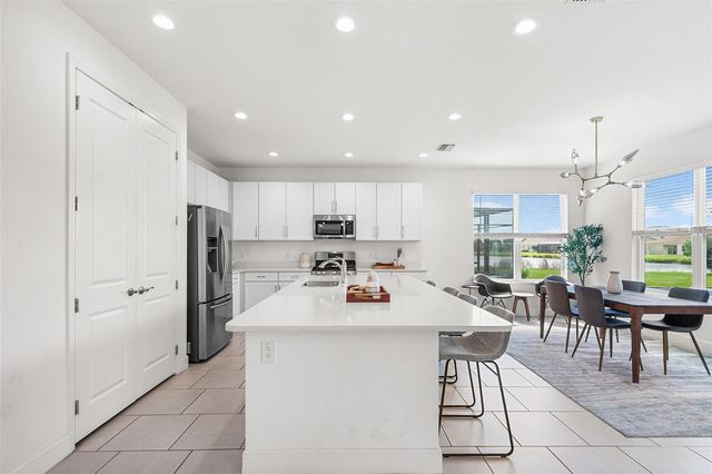 3101 HOLLOW HICKORY PLACE, Wesley Chapel, FL 33543