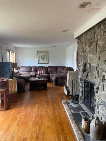 201 Center Street, Dennis Port, MA 02639
