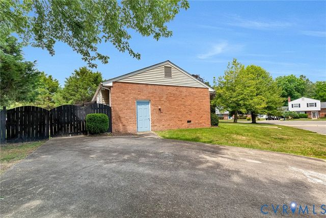 2807 London Ct, Glen Allen, VA 23060