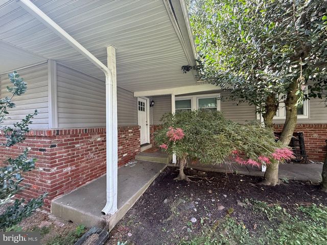 326 BROWNING LN, Cherry Hill, NJ 08003