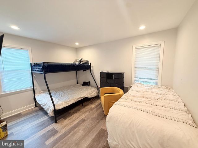 326 BROWNING LN, Cherry Hill, NJ 08003