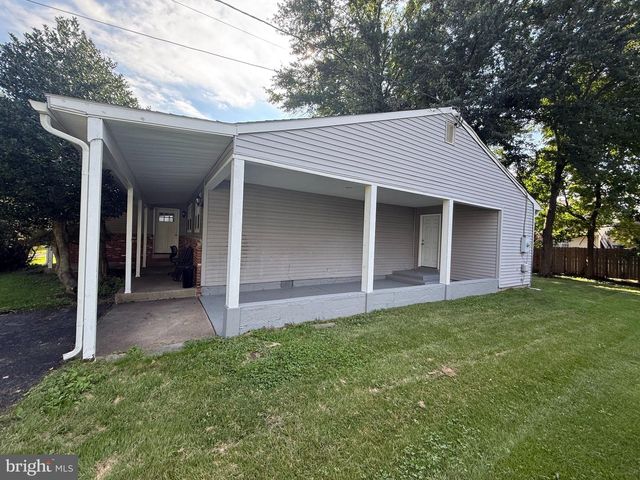 326 BROWNING LN, Cherry Hill, NJ 08003